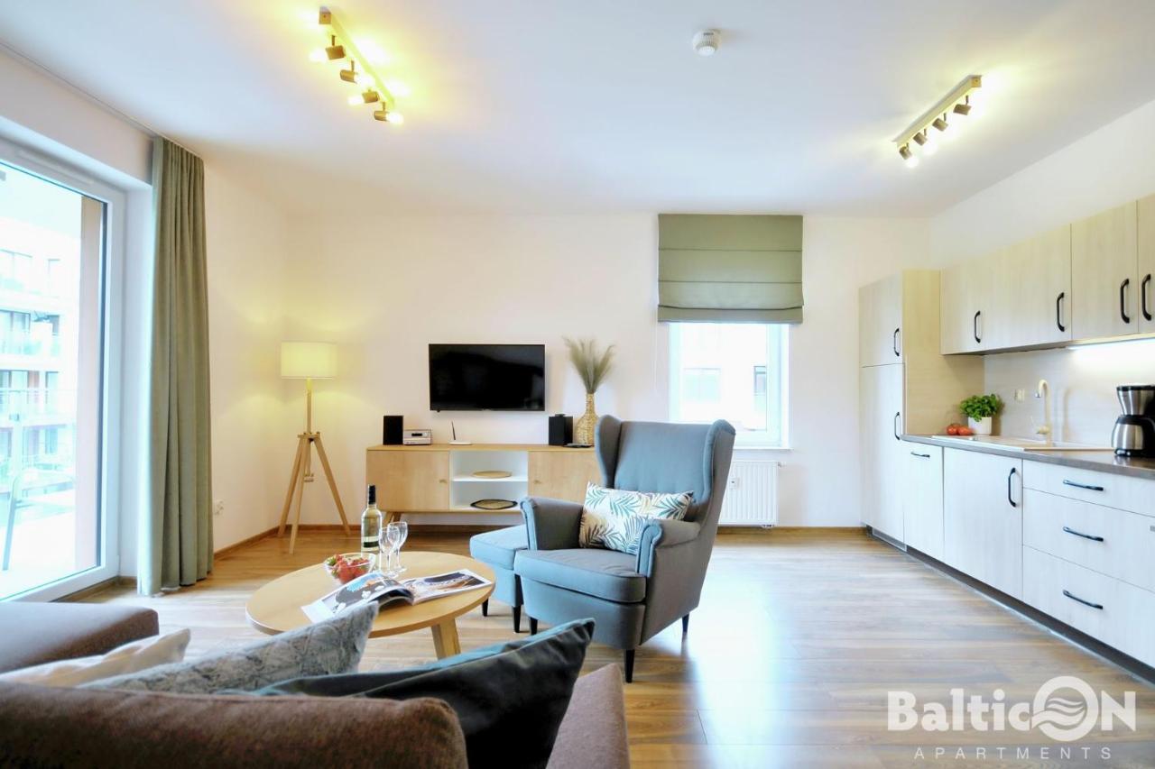 Apartamenty Balticon Polanki - Sauna, Fitness Inclusive - Basen Latem, Pool Im Sommer Kołobrzeg Rom bilde