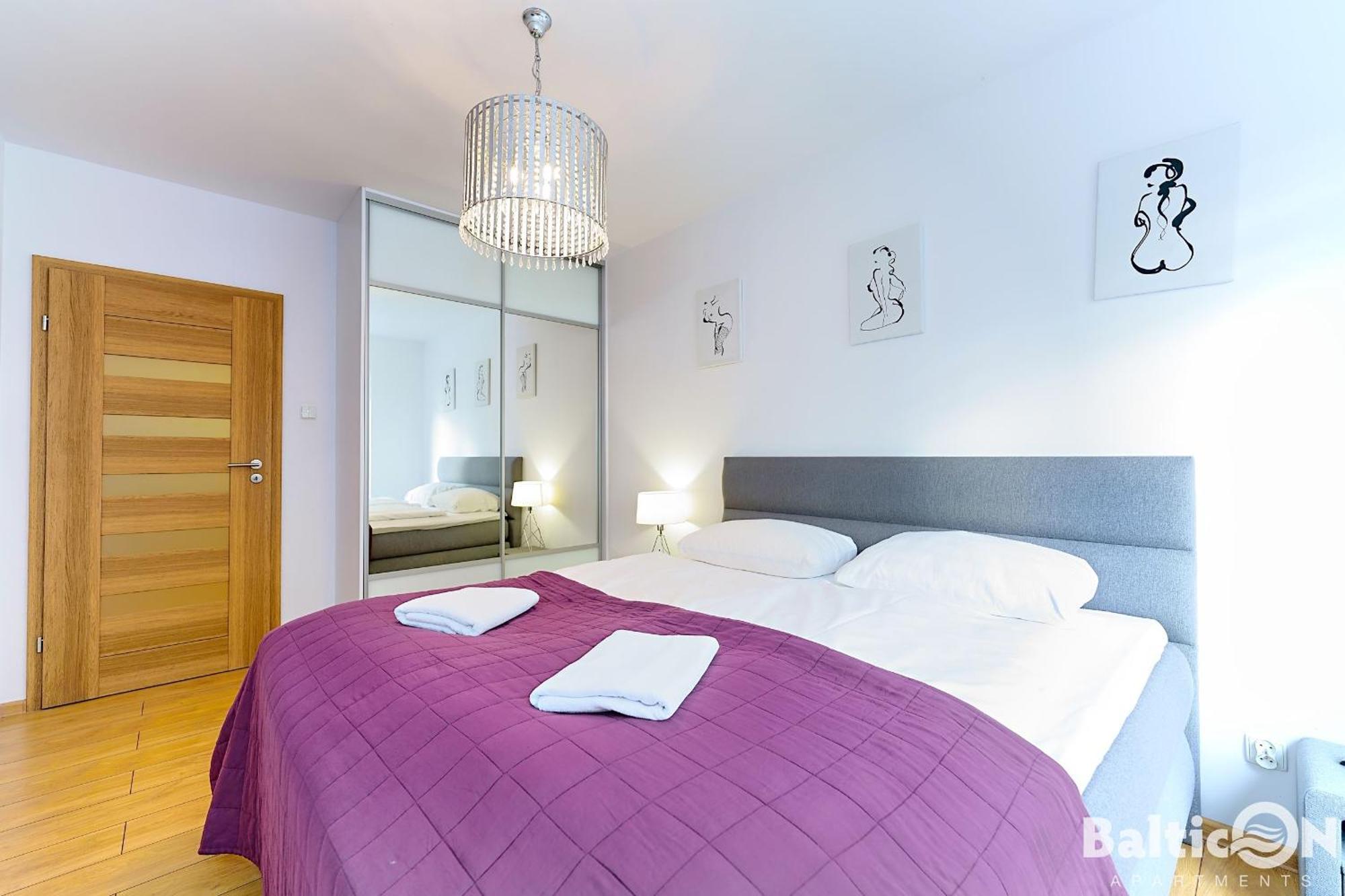 Apartamenty Balticon Polanki - Sauna, Fitness Inclusive - Basen Latem, Pool Im Sommer Kołobrzeg Rom bilde