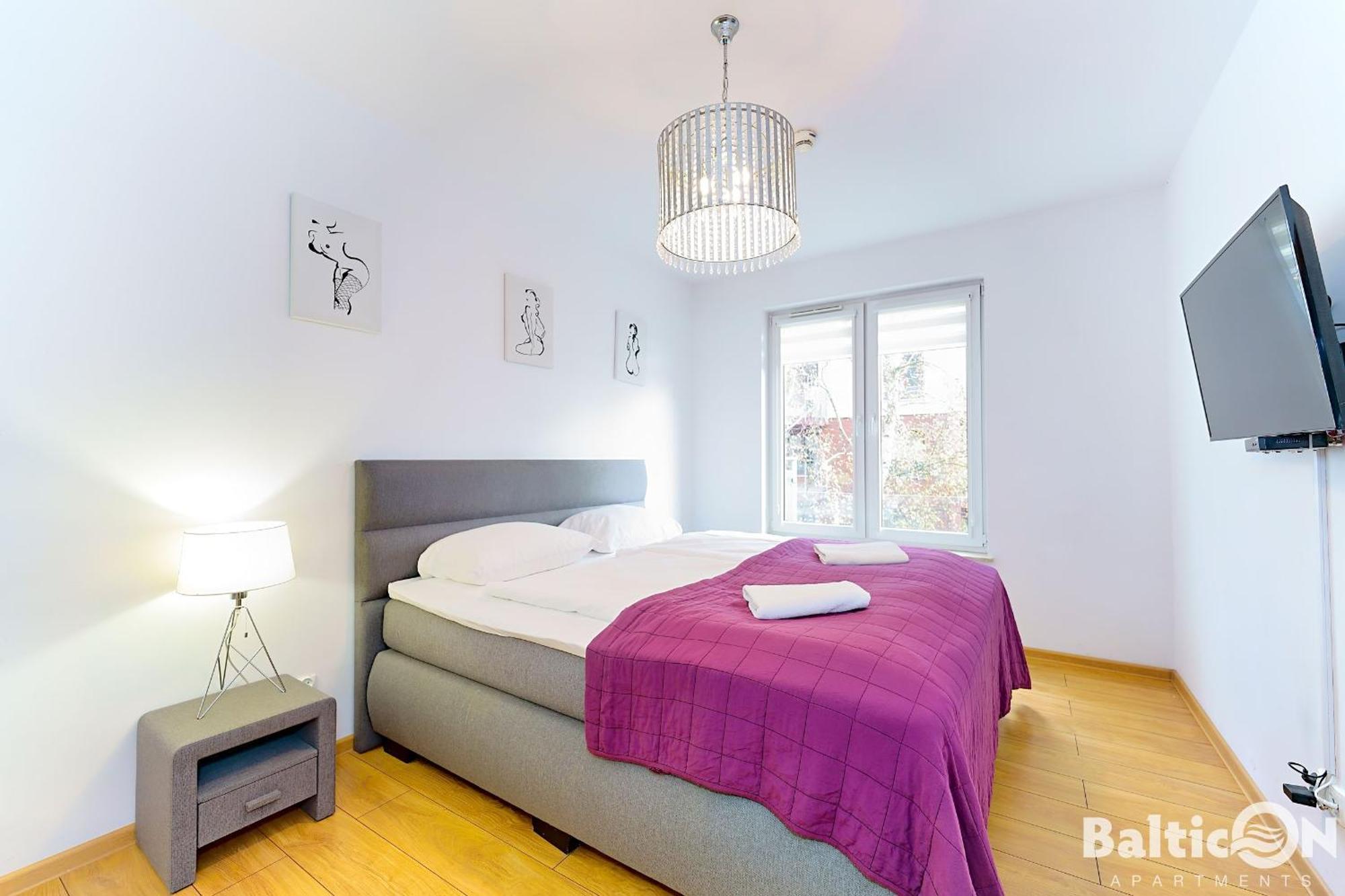 Apartamenty Balticon Polanki - Sauna, Fitness Inclusive - Basen Latem, Pool Im Sommer Kołobrzeg Rom bilde