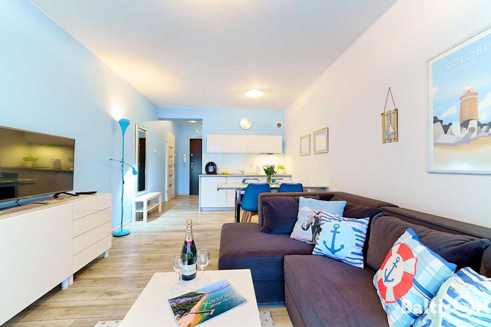 Apartamenty Balticon Polanki - Sauna, Fitness Inclusive - Basen Latem, Pool Im Sommer Kołobrzeg Rom bilde