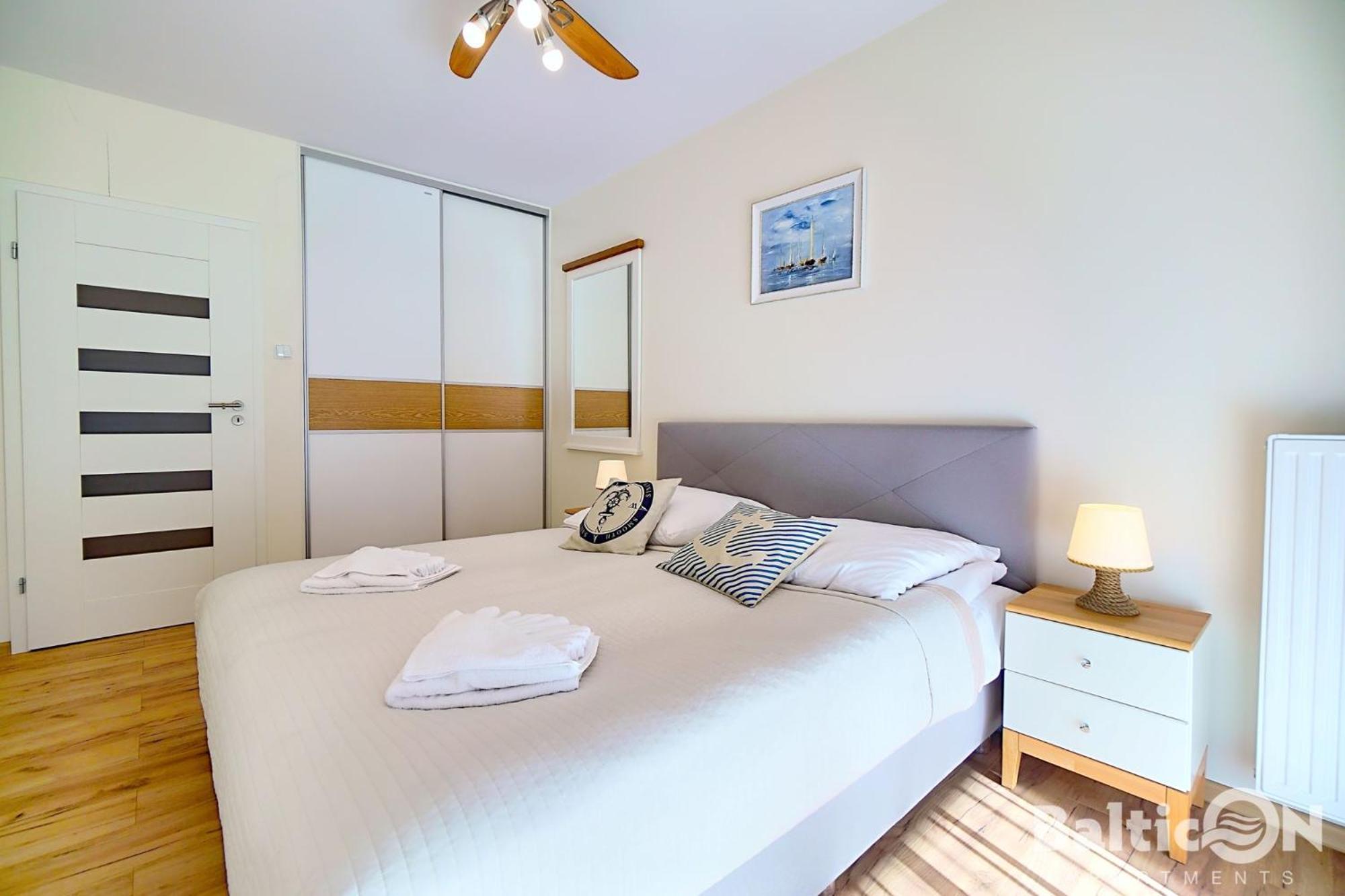 Apartamenty Balticon Polanki - Sauna, Fitness Inclusive - Basen Latem, Pool Im Sommer Kołobrzeg Rom bilde