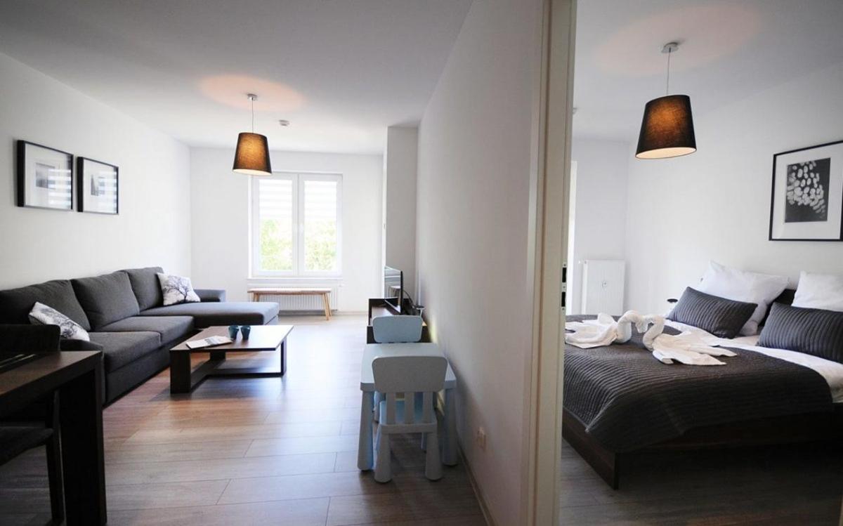 Apartamenty Balticon Polanki - Sauna, Fitness Inclusive - Basen Latem, Pool Im Sommer Kołobrzeg Rom bilde